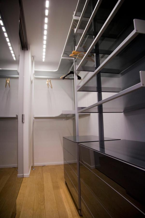 Tasty Luxury 3 Bedroom Full View Seine-notre Dame Parijs